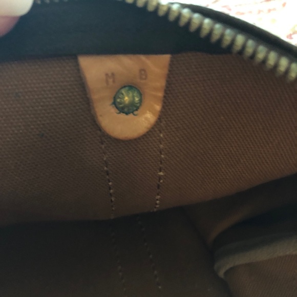 Louis Vuitton travel satchel. Authentic - Picture 8 of 8